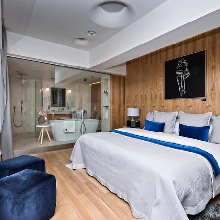 One Room Hotel Прага Экстерьер фото