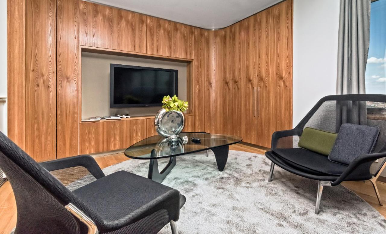 One Room Hotel Прага Экстерьер фото