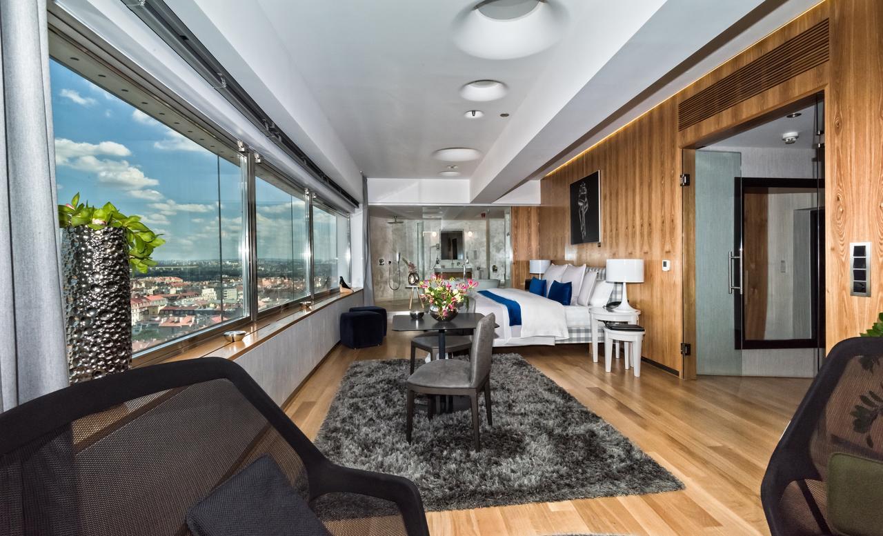 One Room Hotel Прага Экстерьер фото